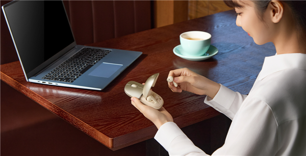 耳机鼠标二合一!荣耀亲选悦喔无线耳鼠Pro预售:首发249元-图4 耳机鼠标二合一!荣耀亲选悦喔无线耳鼠Pro预售:首发249元-图4