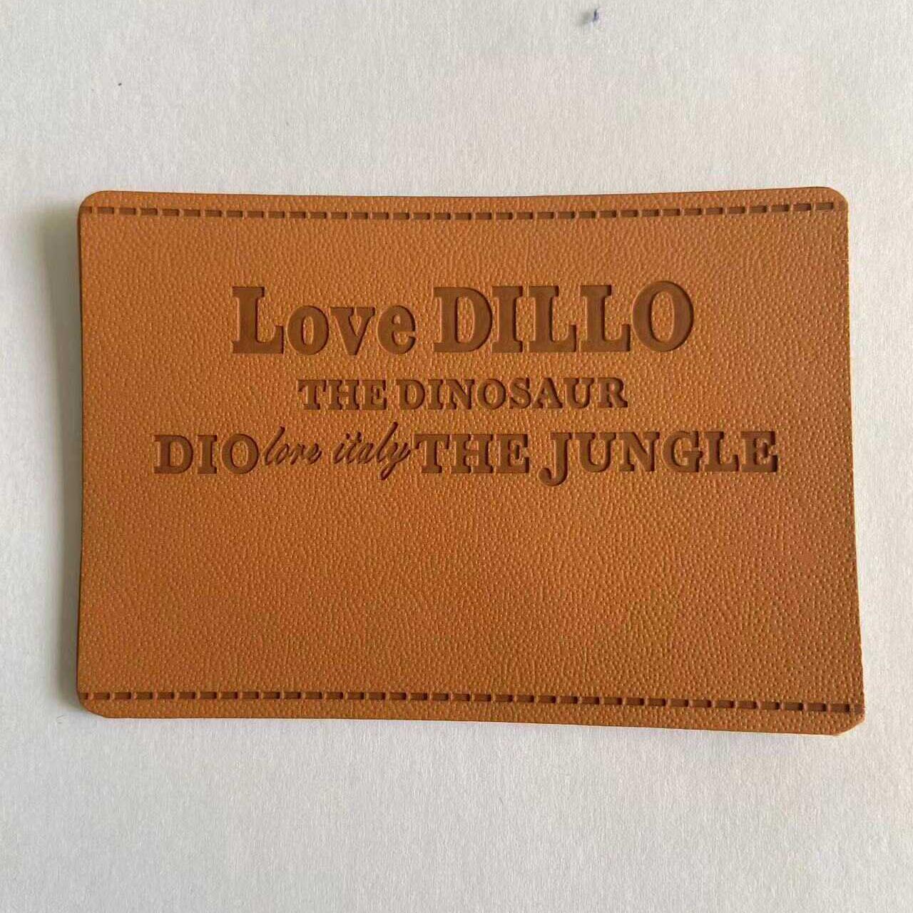 定制高档牛仔裤，反毛皮标裤腰裤袋口皮标帽仔皮标反绒真皮，潮流必备