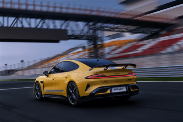 小米SU7 Ultra破了纽北记录 和我又有啥关系?-图18 小米SU7 Ultra破了纽北记录 和我又有啥关系?-图18