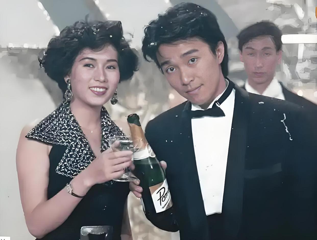 王晶谈周星驰仍未婚:与罗慧娟错过