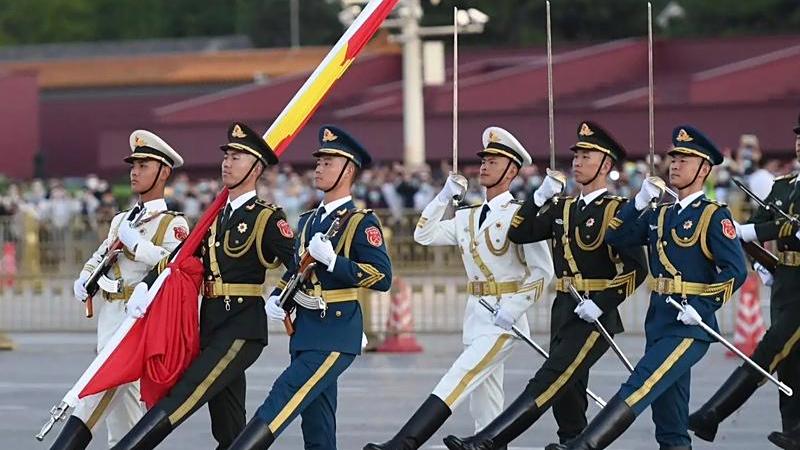 阅兵中唯一无伴奏自己踩点的方队
