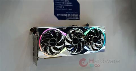 抛光镀铬超级亮！PNY40周年纪念版RTX5090/5080规格确认(图1)