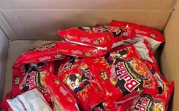 网红称吃火鸡面烧穿胃索赔7700万 韩企：毫无根据 没收到诉讼(图1)