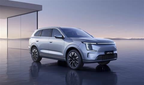 奇瑞悄悄扔大牌！捷途山海L7PLUS上市：10.99万买中型插混SUV(图4)