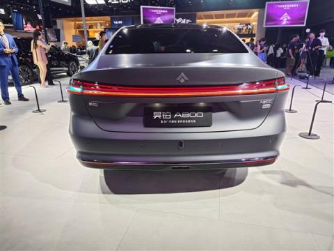 广汽昊铂旗舰轿车A800成都首发：华为ADS4.0系统+增程动力(图4)