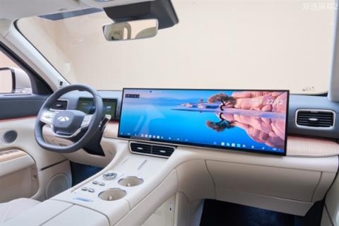 奇瑞风云T11硬核亮相成都车展：1.5T增程+六座大型SUV(图4)