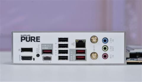 极地纯白设计！蓝宝石PURE极地B850MWIFI主板图赏(图14)