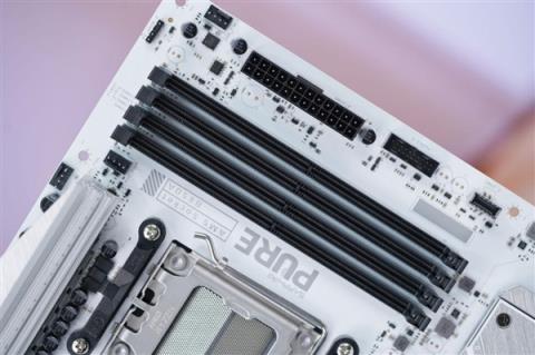 跑满AMDR99950X3D！蓝宝石PURE极地B850AWIFI主板图赏(图10)