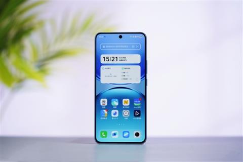 8200mAh双灭霸手机！vivoY500图赏(图3)
