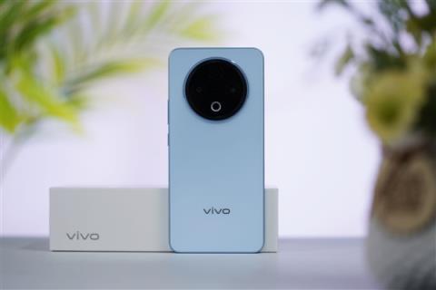 8200mAh双灭霸手机！vivoY500图赏(图5)