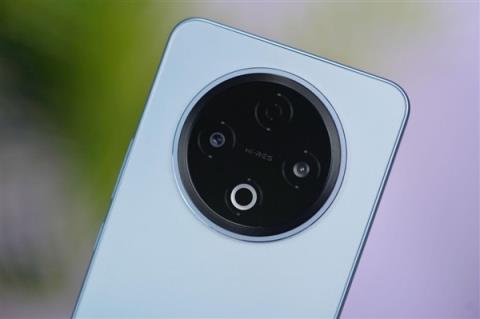 8200mAh双灭霸手机！vivoY500图赏(图13)
