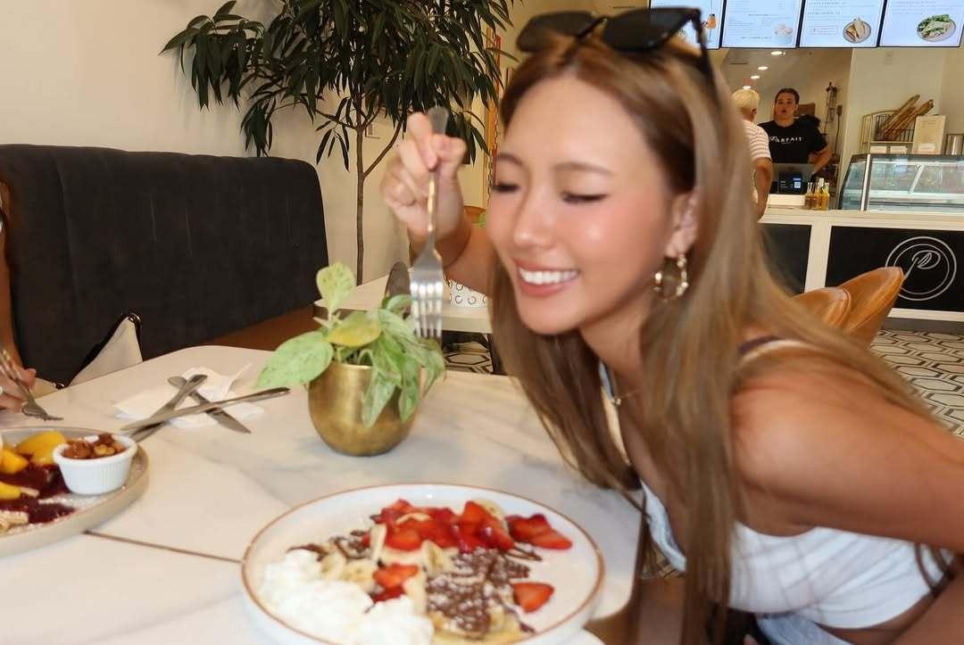 小S大女儿金发小麦肤色?遭网友嘲讽:崇洋媚外!