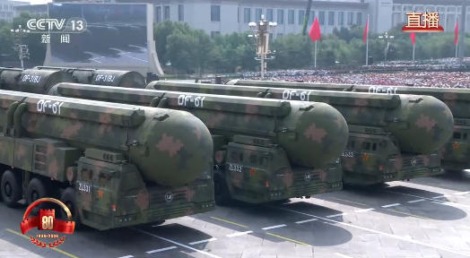 九三阅兵全程回顾:国之重器名场面汇总-图22 九三阅兵全程回顾:国之重器名场面汇总-图22