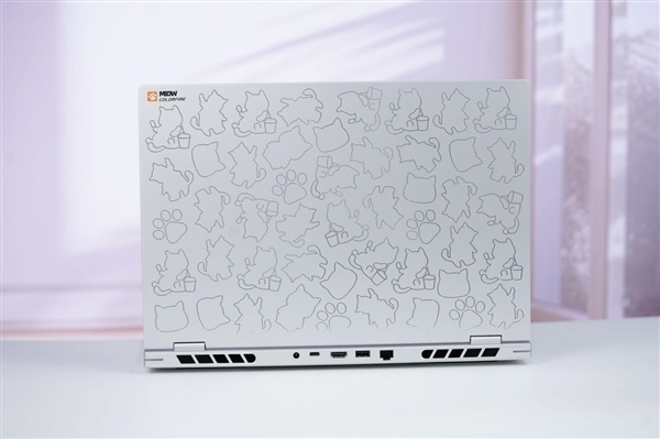 锐龙9 9850HX仅7999元!七彩虹MEOW橘宝R16 Ultra游戏本图赏-图5 锐龙9 9850HX仅7999元!七彩虹MEOW橘宝R16 Ultra游戏本图赏-图5