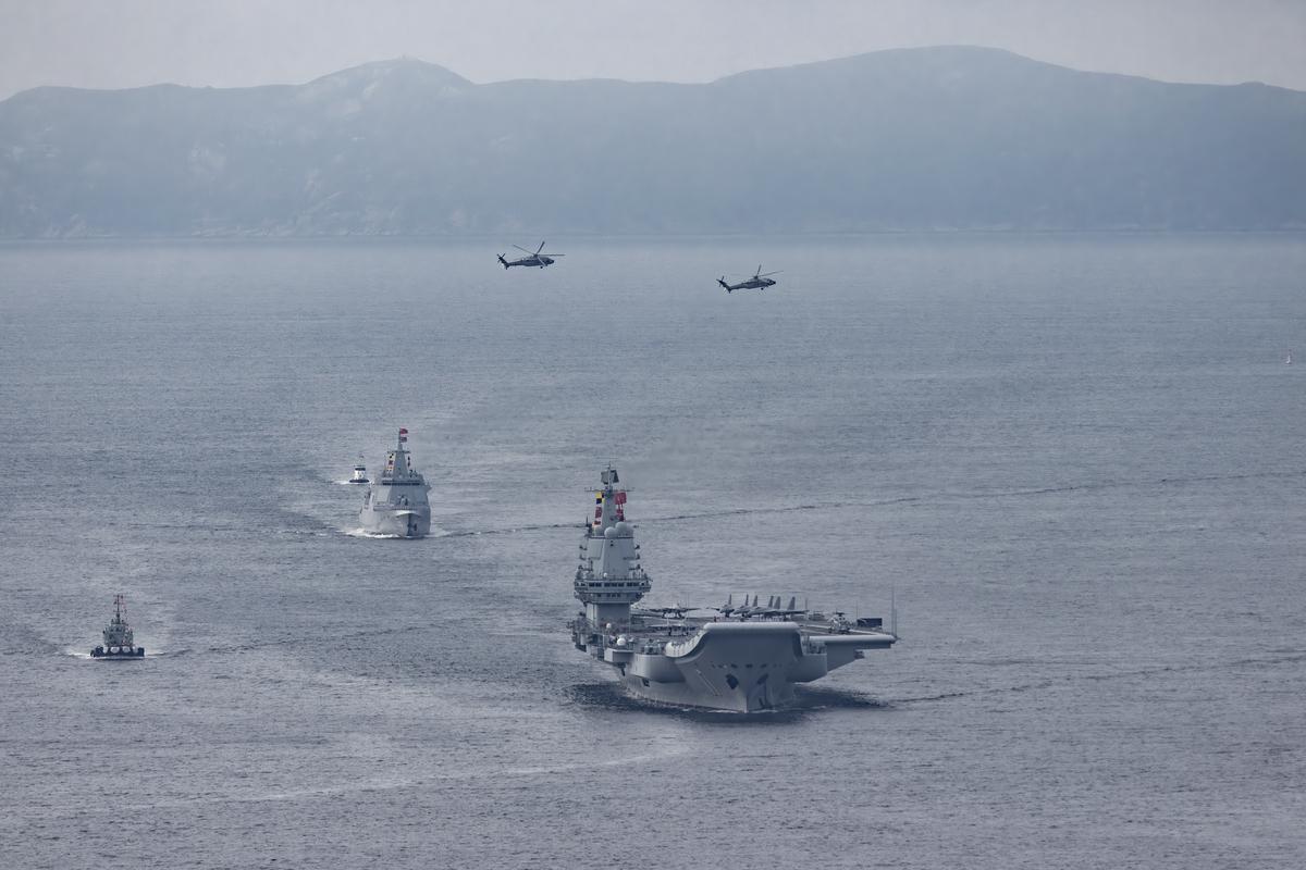 海上无人作战方队震撼受阅:智能化海战时代的中国方案