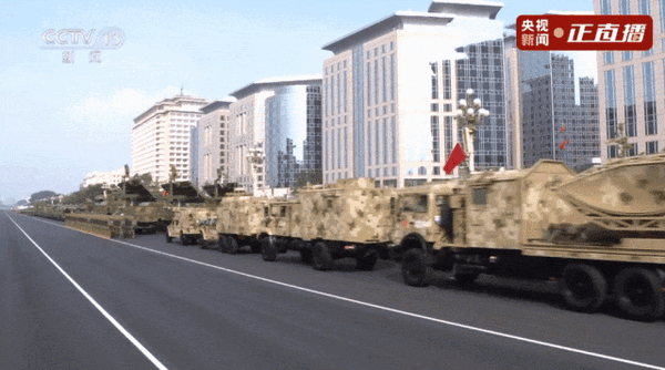 九三阅兵全程回顾：国之重器名场面汇总(图2)