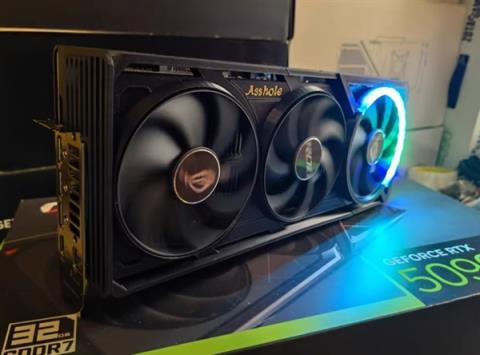 全球首个可以插DDR5内存的显卡！可惜只是个摆设(图7)