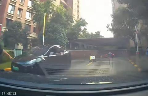 途昂主动刹停功能时常误判 上汽大众：不好用但无法关闭(图1)