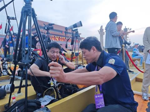 中国联通：圆满完成阅兵通信保障 引入5G-A、5G+北斗等技术(图2)