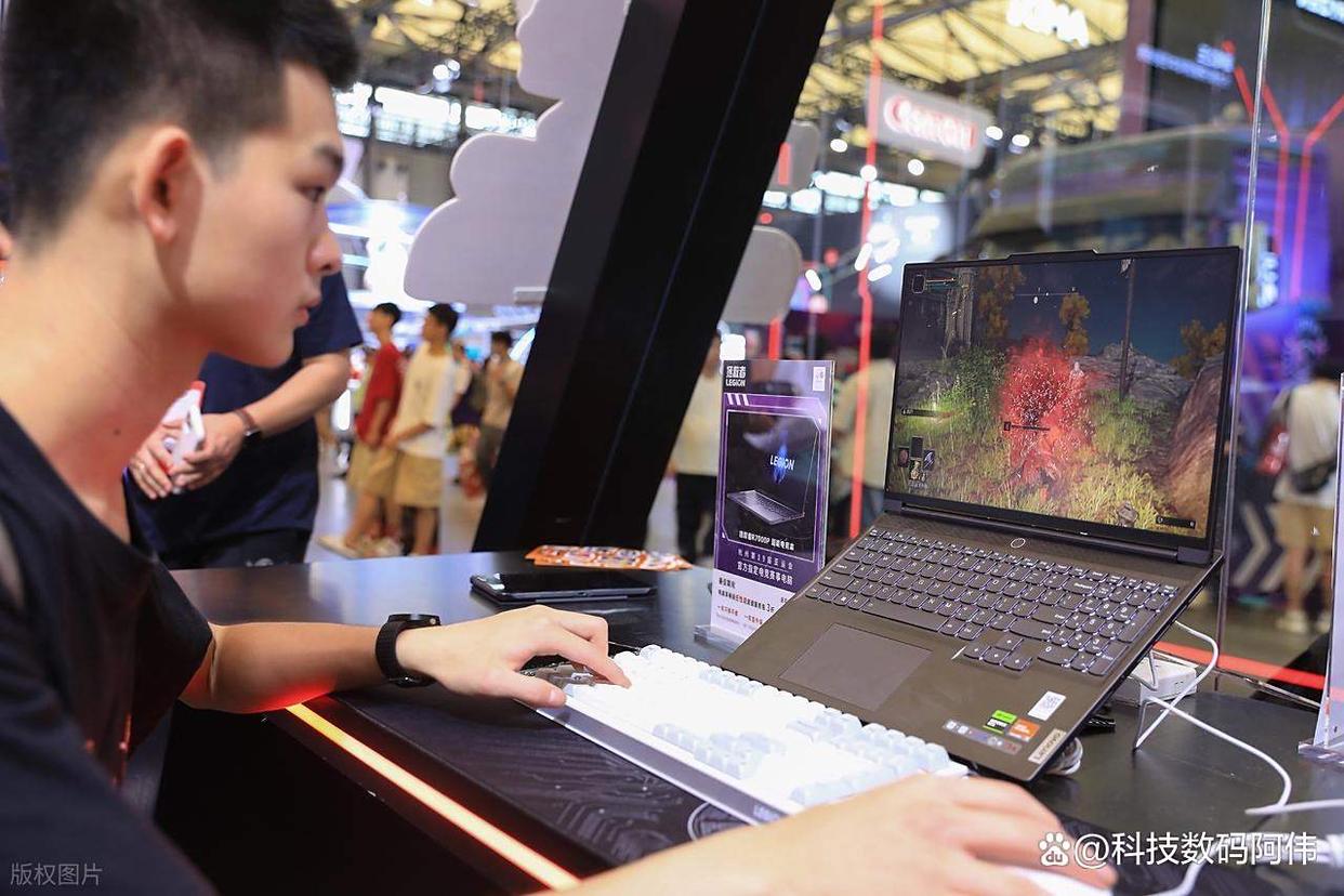 i7笔记本电脑推荐：别只盯着酷睿标！2025年这4类“真香机”闭眼入！