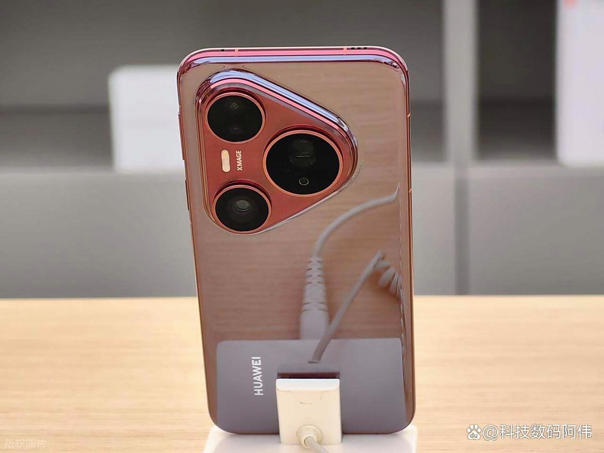 还在纠结华为和荣耀？看完这3点？小白也能轻松选对！2025购机必看！