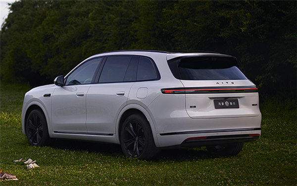 28.8万起 全新一代问界M7开售:30万价位最强选手登场-图12 28.8万起 全新一代问界M7开售:30万价位最强选手登场-图12