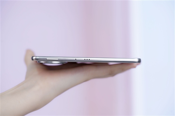 华为首款8.8英寸平板!华为Matepad Mini图赏 掌中尤物-图20 华为首款8.8英寸平板!华为Matepad Mini图赏 掌中尤物-图20
