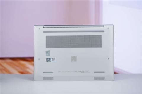 搭载AMD锐龙AI7 350处理器！惠普EliteBook8 G1a14笔记本图赏(图11)