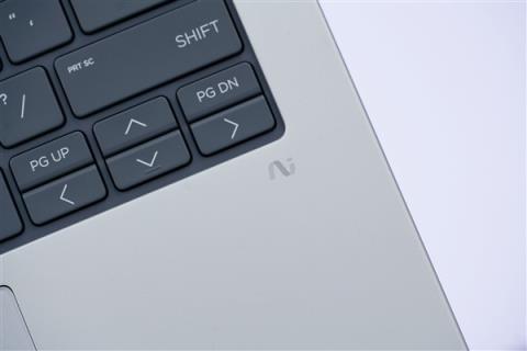 搭载AMD锐龙AI7 350处理器！惠普EliteBook8 G1a14笔记本图赏(图19)