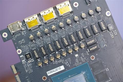 最强非公版！影驰RTX5070TiHOFOCLAB黑魂X显卡图赏(图22)