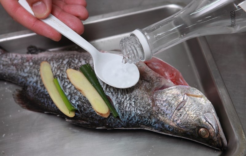 怎么煎鱼不粘锅不掉皮?煎鱼不破皮技巧-图8 怎么煎鱼不粘锅不掉皮?煎鱼不破皮技巧-图8