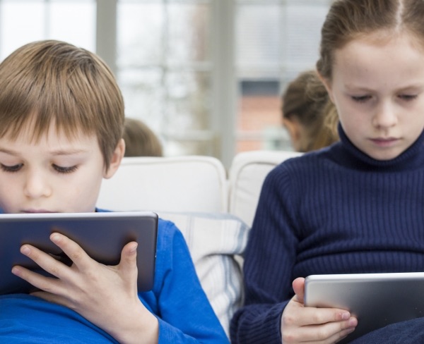 初中生戒掉玩手机的10个方法-图1 初中生戒掉玩手机的10个方法-图1