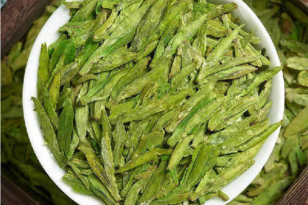 龙井茶的功效和作用?龙井茶可以减肥吗-图2 龙井茶的功效和作用?龙井茶可以减肥吗-图2