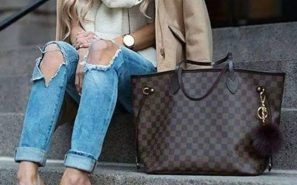 托特包是什么意思?实用性绝对第一-图1 托特包是什么意思?实用性绝对第一-图1