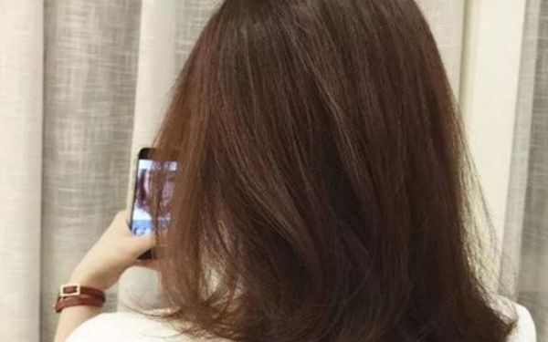 黑茶色和自然黑的区别?黑茶色与黑色头发对比-图3 黑茶色和自然黑的区别?黑茶色与黑色头发对比-图3