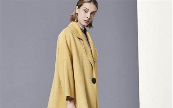 鹅黄色是什么颜色?满满的春天气息-图2 鹅黄色是什么颜色?满满的春天气息-图2