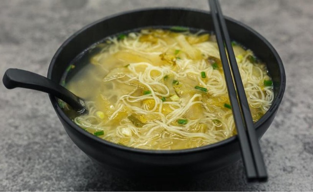 竹升面是碱水面吗?竹升面是不是碱水面?-图1 竹升面是碱水面吗?竹升面是不是碱水面?-图1