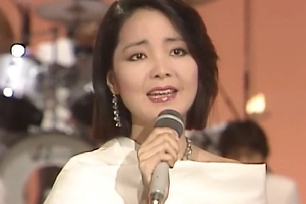 盘点抖音上邓丽君经典老歌20首,邓丽君经典歌曲推荐-图1 盘点抖音上邓丽君经典老歌20首,邓丽君经典歌曲推荐-图1