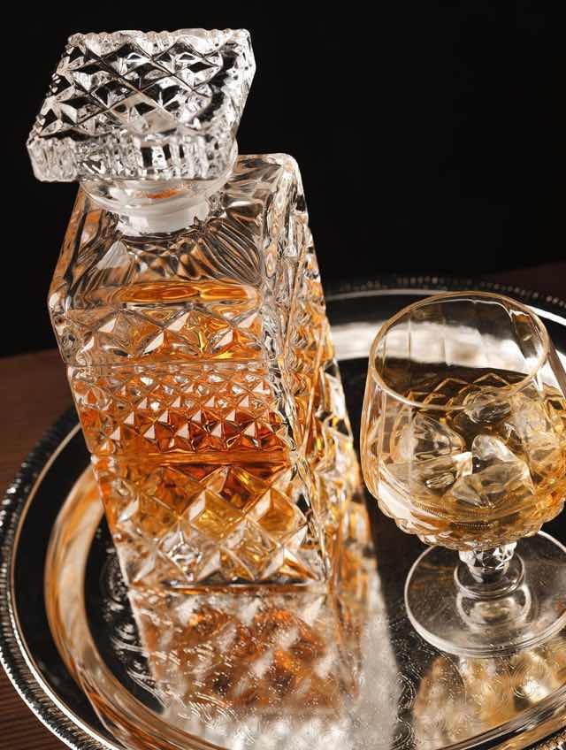 威士忌是什么类型的酒-图1 威士忌是什么类型的酒-图1