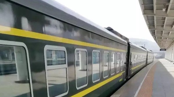 火车硬座座位号分布图(火车硬座是怎样排序的)-图4 火车硬座座位号分布图(火车硬座是怎样排序的)-图4