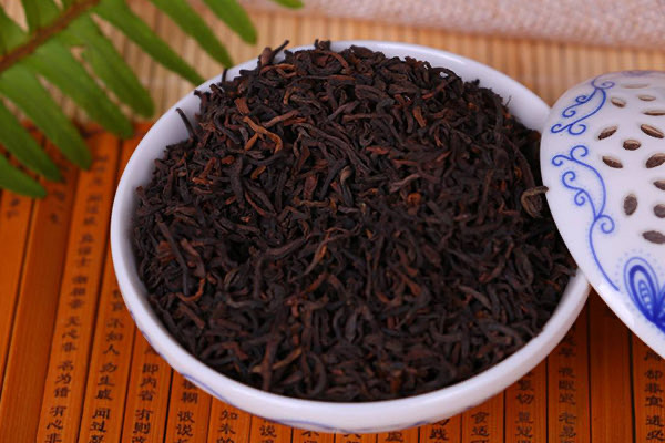 普洱生茶和熟茶的区别是什么-图1 普洱生茶和熟茶的区别是什么-图1