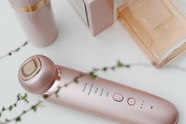 平价美容仪品牌前十名-美容仪性价比排行榜10强-图2 平价美容仪品牌前十名-美容仪性价比排行榜10强-图2