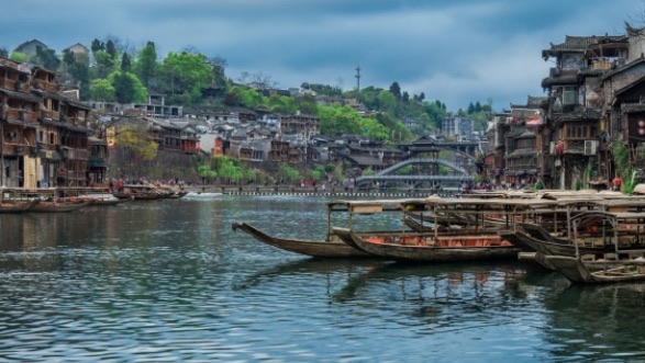 凤凰古城在湖南哪个市(凤凰古城有什么好玩的)-图1 凤凰古城在湖南哪个市(凤凰古城有什么好玩的)-图1