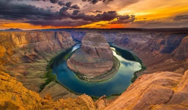 全球最奇异的十大旅游景观?世界上最叹为观止的自然景观排行榜-图2 全球最奇异的十大旅游景观?世界上最叹为观止的自然景观排行榜-图2