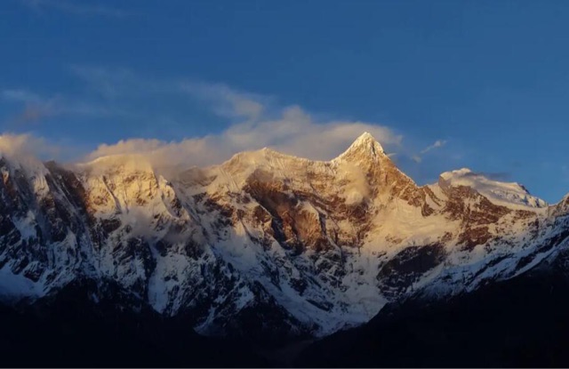 西藏七大著名景点介绍:佛掌沙丘庄严肃穆-图1 西藏七大著名景点介绍:佛掌沙丘庄严肃穆-图1