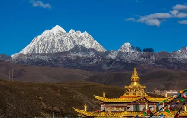 西藏七大著名景点介绍:佛掌沙丘庄严肃穆-图4 西藏七大著名景点介绍:佛掌沙丘庄严肃穆-图4