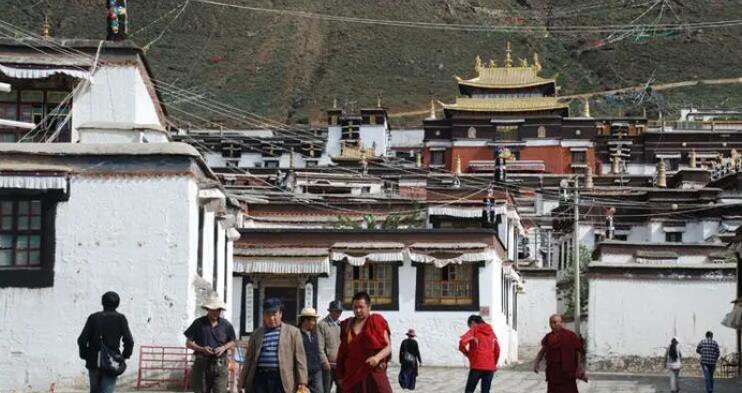 西藏旅游最佳时间(西藏旅游必去景点推荐)-图3 西藏旅游最佳时间(西藏旅游必去景点推荐)-图3