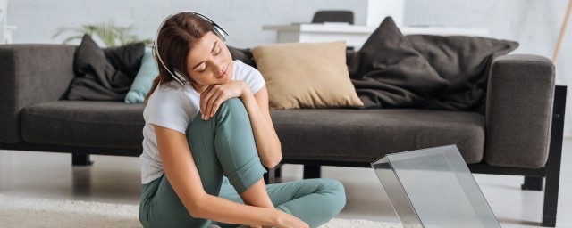 命运总是颠沛流离是哪首歌?命运总是颠沛流离完整歌词-图1 命运总是颠沛流离是哪首歌?命运总是颠沛流离完整歌词-图1