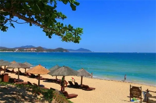 夏季旅游必去的10个地点?国内必去的10大旅游景点-图1 夏季旅游必去的10个地点?国内必去的10大旅游景点-图1