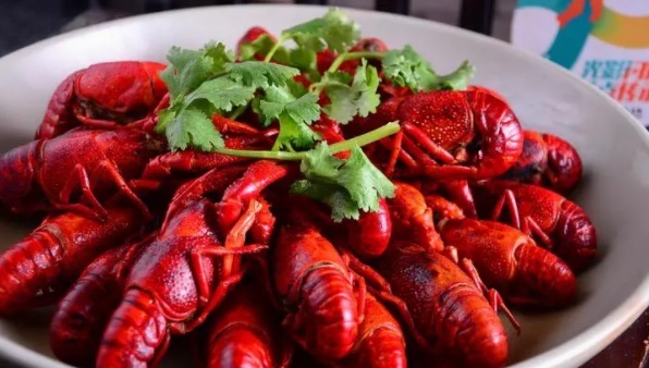 龙虾怎么做好吃又简单(龙虾的营养价值及功效)-图2 龙虾怎么做好吃又简单(龙虾的营养价值及功效)-图2